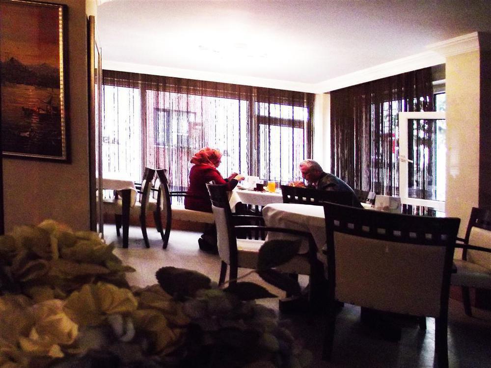 Sirin Hotel Istanbul Bagian luar foto