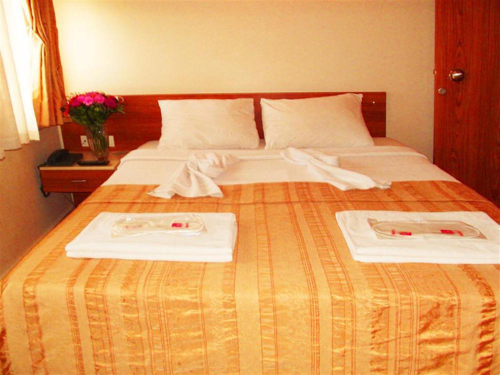 Sirin Hotel Istanbul Bagian luar foto