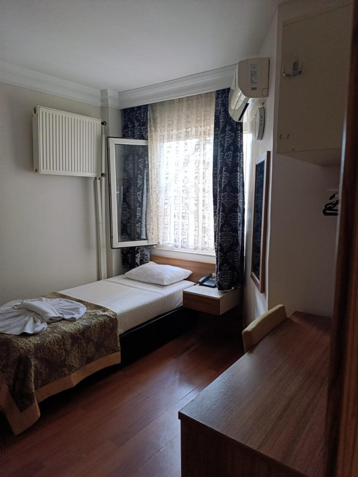 Sirin Hotel Istanbul Bagian luar foto